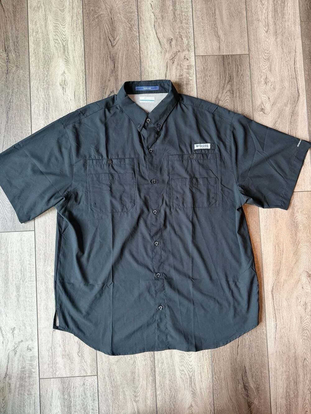 Columbia PFG Tamiami II Size XL Black Short Sleeve Fishing Shirt